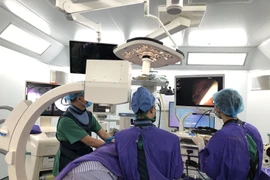  Đặt stent mật tụy ngược dòng cứu bệnh nhân ung thư tắc nghẽn đường mật