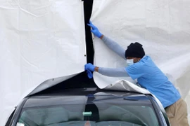 Thi thể ùn ứ trong các nhà xác di động ở New York