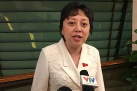 Đại biểu Phạm Khánh Phong Lan: Tìm kiếm đối tác, chiến hữu cũng qua bàn nhậu, thật buồn!