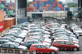 Từ đầu 2021, Việt Nam nhập khẩu bao nhiêu xe ô tô?