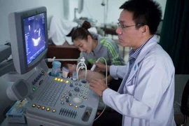 Siêu âm tim cho trẻ có hại không?