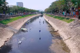 Cống ngầm có làm sống lại sông Tô Lịch?