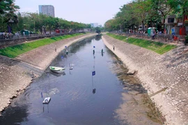 Cống ngầm có làm sống lại sông Tô Lịch?