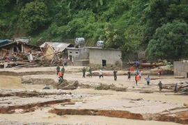 Tìm thấy 2 thi thể phụ nữ bị lũ cuốn trôi ở Thanh Hóa