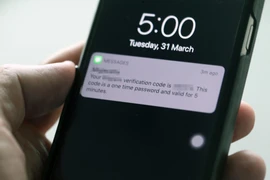 'Kịch bản lừa đảo qua tin nhắn ngân hàng rất tinh vi'