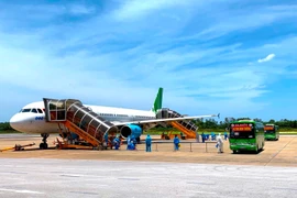 Bamboo Airways bay đưa người dân về Hà Tĩnh: Hành trình hồi hương hơn ngàn cây số