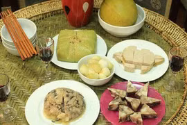 Nhập viện cấp cứu vì tiếc đồ thừa