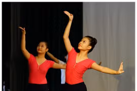 Hàng trăm học viên Múa 'chết đứng': Cắt khúc đào tạo, người học lãnh đủ