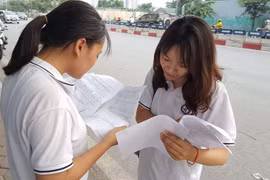 “Phá đáy” điểm sàn, chất lượng đại học đi về đâu?