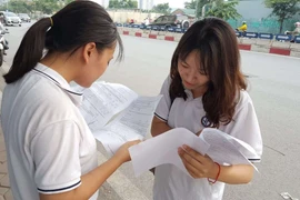 “Phá đáy” điểm sàn, chất lượng đại học đi về đâu?