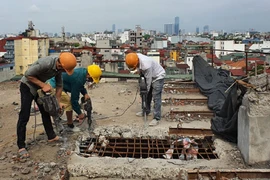 Hà Nội: Tăng 2 lần mức phạt tiền vi phạm hành chính trong lĩnh vực xây dựng.