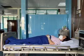 5 chuyên khoa phẫu thuật cứu sản phụ mang thai 22 tuần bị nhau cài răng lược