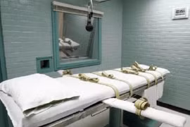 Nữ tử tù được khám có thai hay không trước khi tiêm thuốc độc