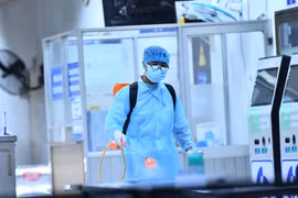 Đầu bếp khách sạn 5 sao ở TP.HCM nghi mắc Covid-19