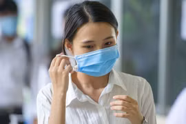 412 học sinh lớp 12 là F0, F1