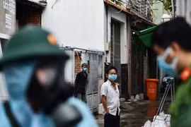 Quận 1 lập 2 tổ công tác hỗ trợ sức khỏe, lương thực cho người dân