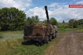 Video: Hoạt động chiến đấu của tổ hợp tên lửa chiến dịch – chiến thuật Iskander