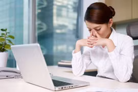 Kích thích huyệt tay trị ngay mỏi mắt