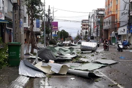 "Chưa từng có cơn bão nào thời gian lưu gió mạnh lâu như vậy"
