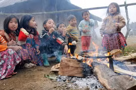 Miền Bắc đón đợt rét mới, miền Trung mưa lớn