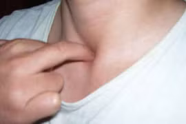 Day bấm huyệt hỗ trợ trị hen phế quản