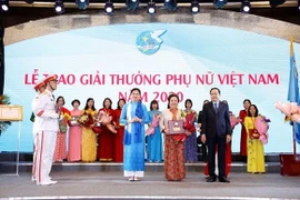 Chủ tịch Tập Đoàn BRG Bà Nguyễn Thị Nga - Nữ doanh nhân duy nhất được tôn vinh phụ nữ Việt Nam 2020