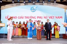 Chủ tịch Tập Đoàn BRG Bà Nguyễn Thị Nga - Nữ doanh nhân duy nhất được tôn vinh phụ nữ Việt Nam 2020