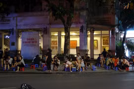 Hà Nội: Vẫn còn hàng quán vi phạm quy định phòng, chống dịch 