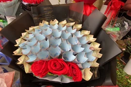 Nhiều mẫu hoa “độc lạ” dịp 8/3