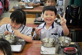 Nhà trường đảm bảo ATTP cho bữa ăn học đường