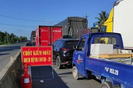 Đề nghị dán nhãn 'Hàng mau hỏng' với xe chở nông sản, thực phẩm tươi sống