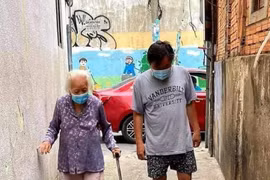 Nhật ký nhà trị liệu tâm lý: Sức mạnh của sự bao dung và giá trị của giây phút hiện tại