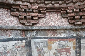 Tìm thấy ngôi mộ bát giác thời hậu duệ Thành Cát Tư Hãn