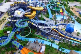 Khuyến mại mở cửa Công viên Nước Hồ Tây 2021