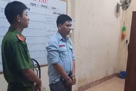 Một phụ nữ Hà Nội bị "sugar daddy" dùng ảnh nóng tống tiền