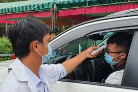 Nhiều tỉnh lập chốt kiểm soát dịch ở cửa ngõ