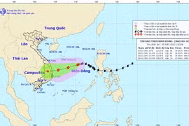 Bão số 10 di chuyển chậm, tăng cấp nhẹ khi vào gần bờ biển Quảng Ngãi - Khánh Hòa