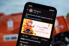 Người dùng tố Shopee độc quyền vận chuyển, xử lý đơn hàng trễ