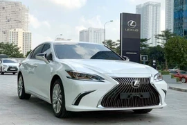 Giá xe ô tô Lexus tháng 4/2021: Thấp nhất 2,54 tỷ đồng