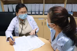 Đi cấp cứu vì tự ý ngưng thuốc điều trị hen