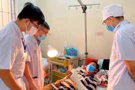 Sau khi nối 3 ngày, ngón tay cái bị đứt lìa đã có sự sống