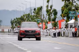 VinFast đã sẵn sàng bàn giao xe ô tô Lux cho khách hàng