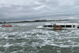 8 nạn nhân người Hà Nội trong vụ lật ca nô là họ hàng