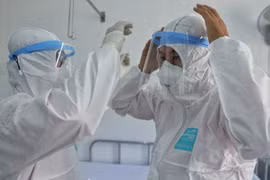 “Hãy lên tiếng vì sự an toàn cho nhân viên y tế !”