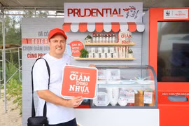 Prudential tiếp tục xây dựng một cộng đồng không rác thải nhựa