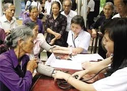 Phụ nữ cần chủ động trước tình trạng già hóa dân số