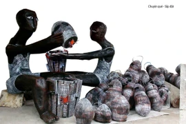 Thầy giáo làng kể chuyện biển đảo bằng điêu khắc