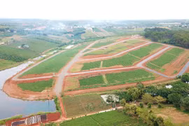 Phó thủ tướng chỉ đạo tăng mức điều tiết với đất và bổ sung thu thuế với nhà