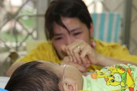 Cục trưởng Cục Y tế dự phòng: Phòng bệnh sởi cách duy nhất là tiêm vắc xin