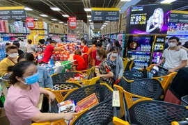 Siêu thị ở quận Gò Vấp đông nghẹt người